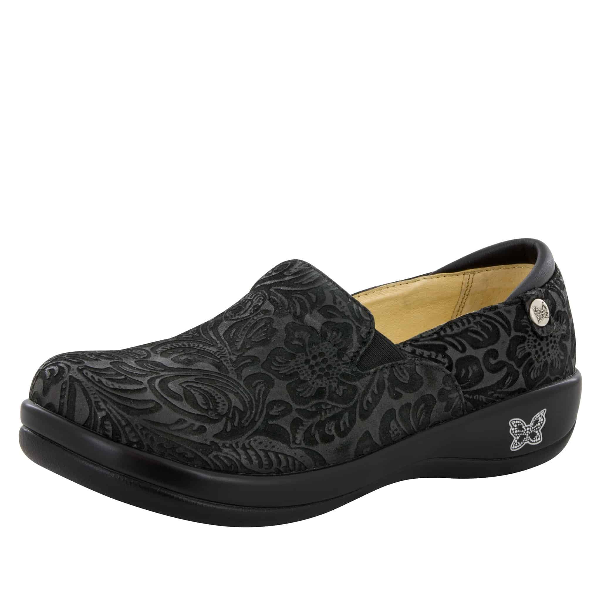 Professional Keli Black Embossed Paisley