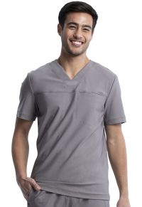 Men’s FORM Chest Pocket V-Neck Top